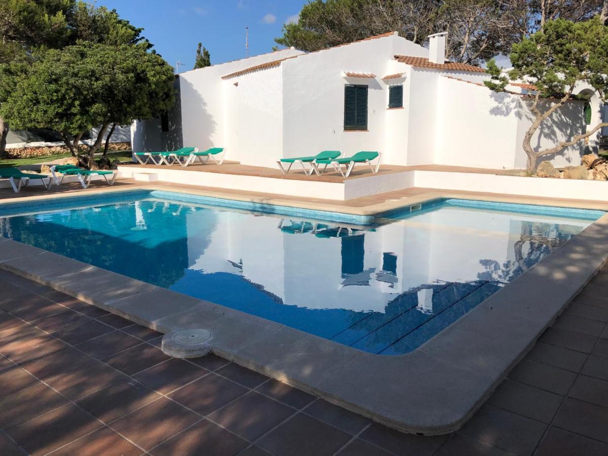 Villas Las Alondras Cala'n Forcat Exterior foto